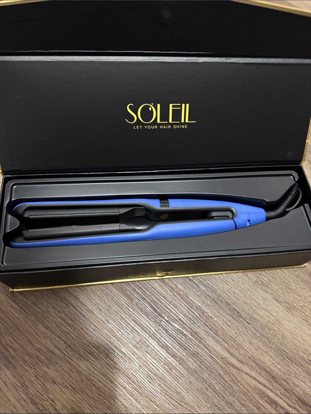 SOLEIL Blue Ceramic Hair Straightener - Professional Styling Iron